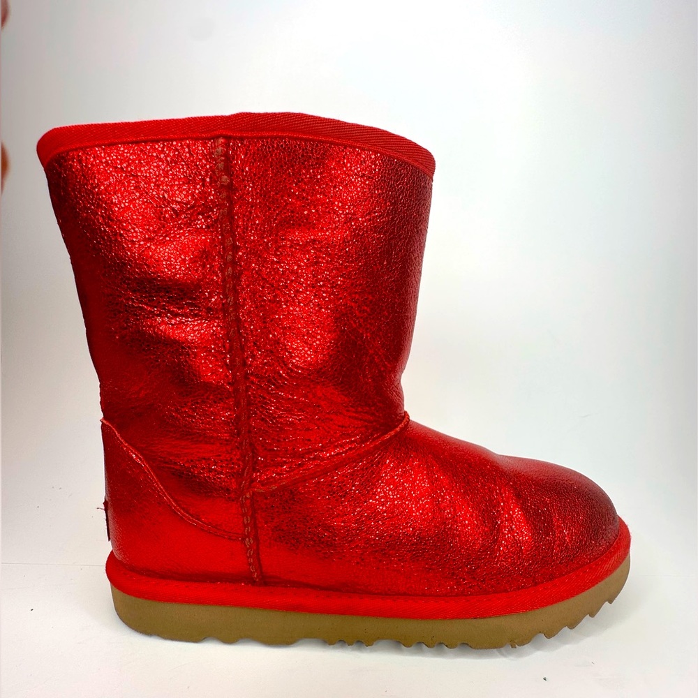 Big Kid's Ugg Classic II Metallic Sparkle Red Boots SZ 6